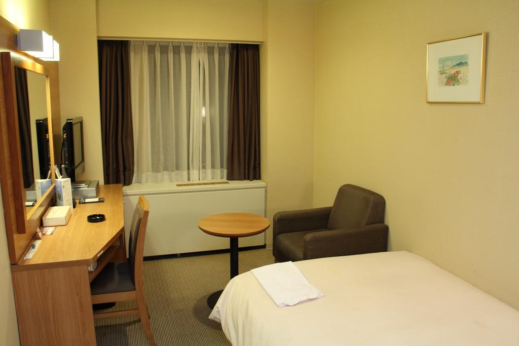 Hotel Sunroute New Sapporo Zimmer foto
